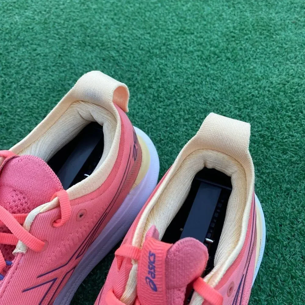 ASISC GEL NIMBUS 25 - Women’s Running Shoes - SIZE 10
